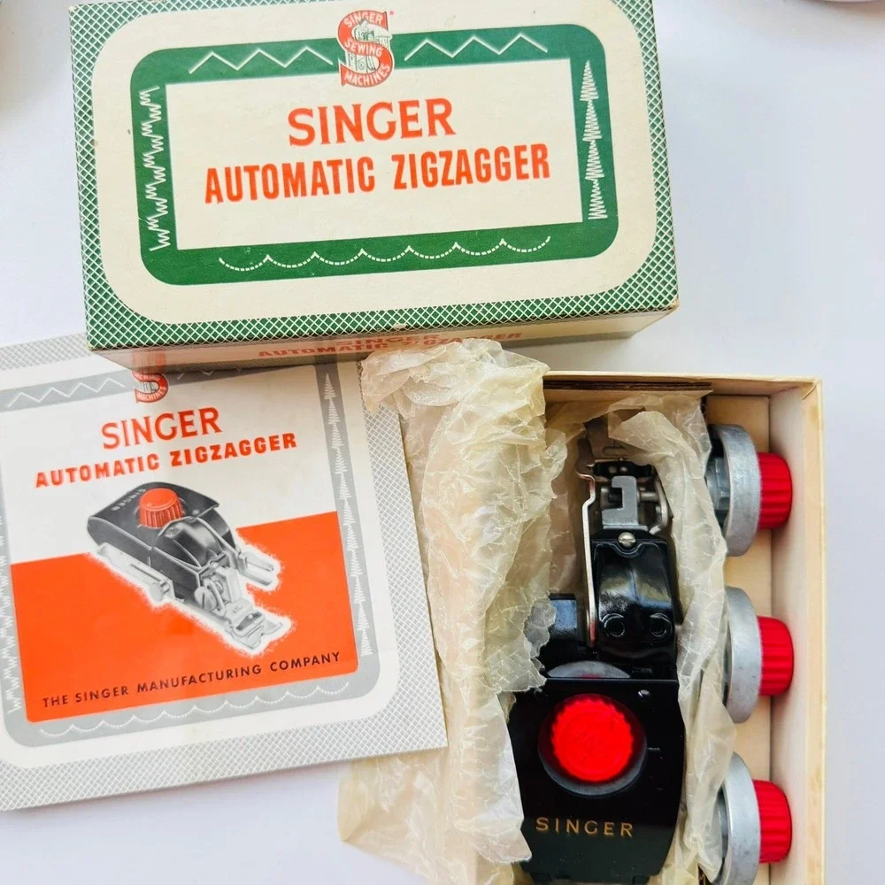 Vintage Singer Automatic Zigzagger 160981 with 4 Cams Manual and Box Simanco USA